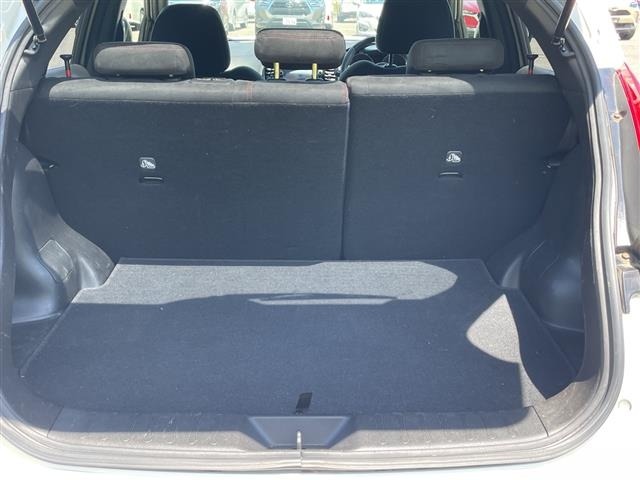 Nissan JUKE 2013 7302051-4