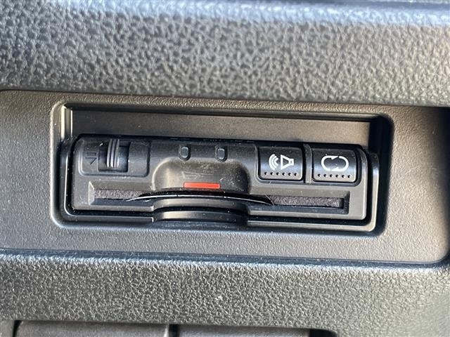 Nissan JUKE 2013 7302051-7