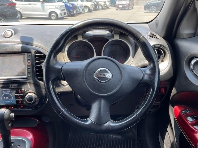 Nissan JUKE 2011 7302052-18