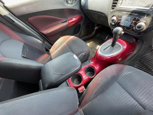 Nissan JUKE 2011 7302052-7