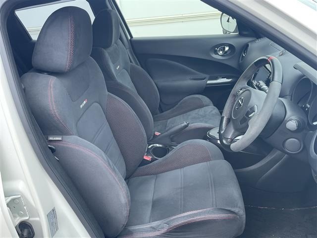 Nissan JUKE 2013 7302088-16
