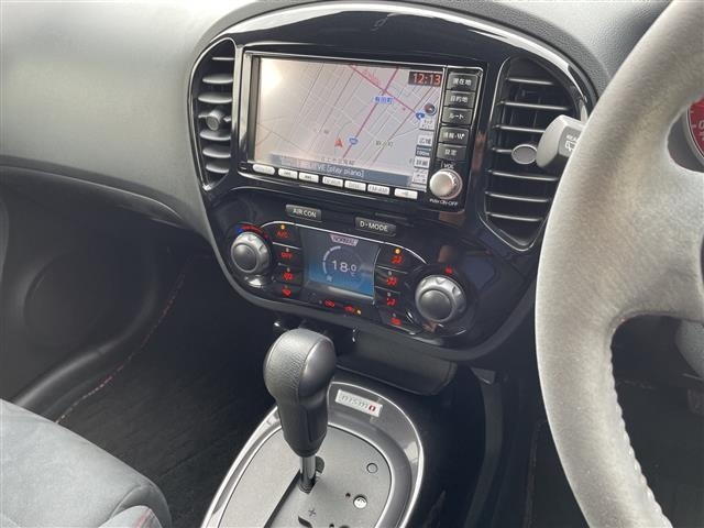 Nissan JUKE 2013 7302088-2