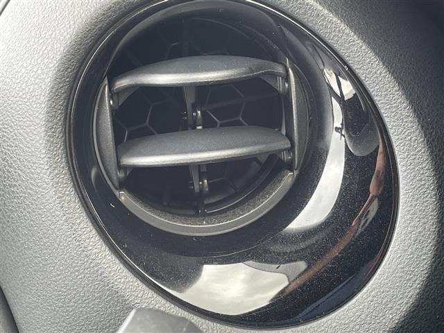 Nissan JUKE 2013 7302088-7