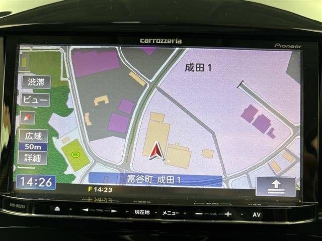 Nissan JUKE 2011 7302089-15
