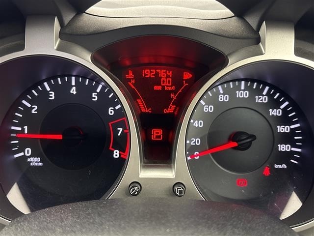 Nissan JUKE 2011 7302089-3