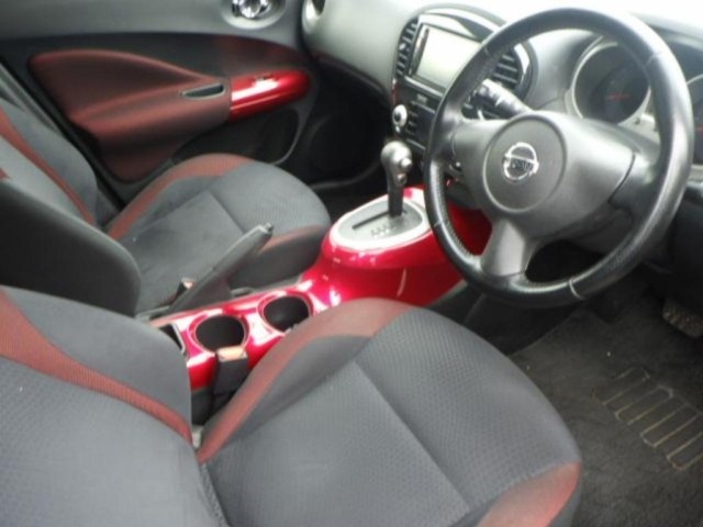 Nissan JUKE 2013 7302149-3