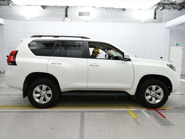 Toyota LAND CRUISER PRADO 2021 7307994-3