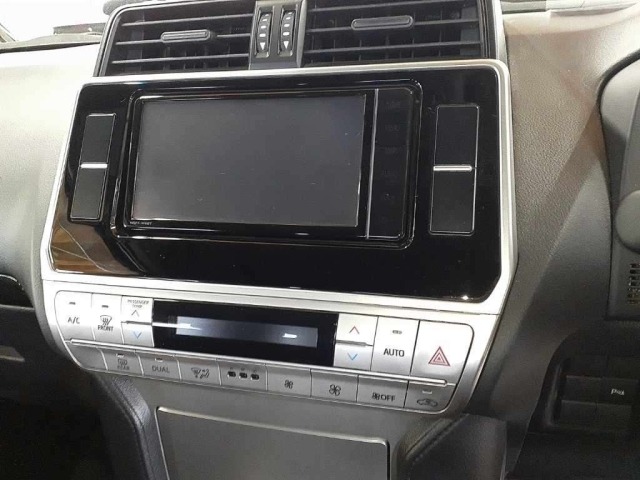 Toyota LAND CRUISER PRADO 2019 7308082-12