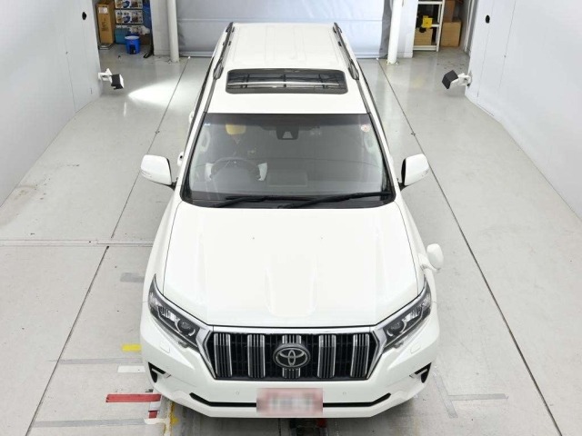 Toyota LAND CRUISER PRADO 2019 7308082-7