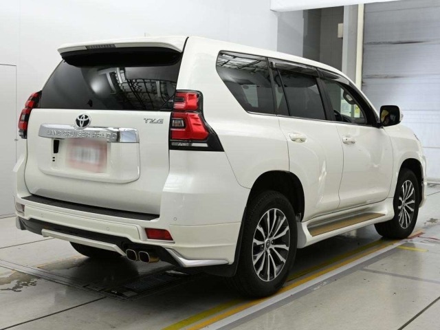 Toyota LAND CRUISER PRADO 2021 7308133-1