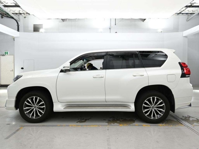 Toyota LAND CRUISER PRADO 2021 7308133-4