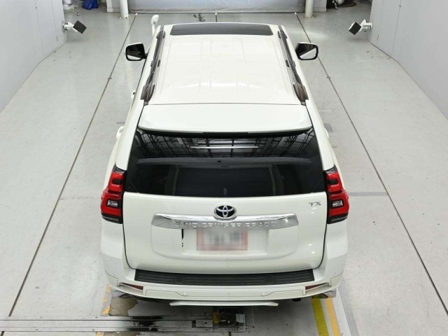 Toyota LAND CRUISER PRADO 2023 7308204-8