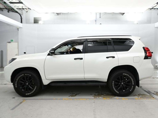 Toyota LAND CRUISER PRADO 2021 7308205-4