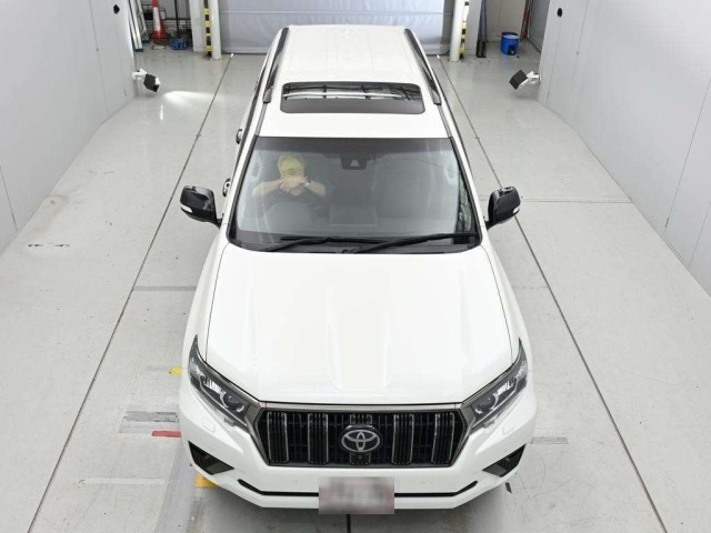 Toyota LAND CRUISER PRADO 2021 7308205-7