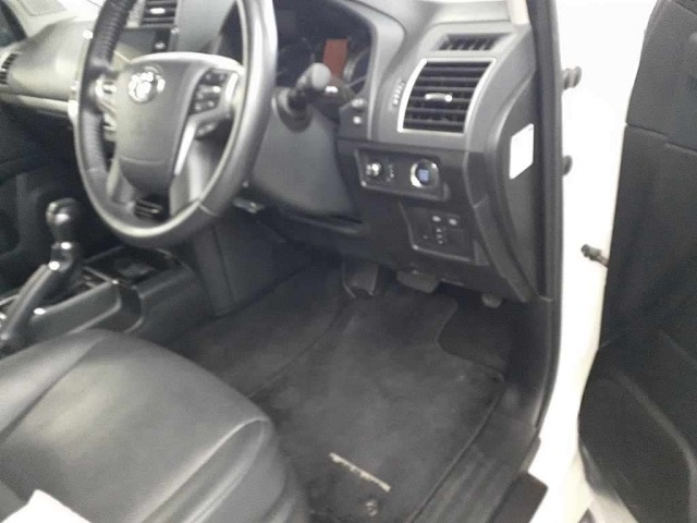 Toyota LAND CRUISER PRADO 2021 7308205-9
