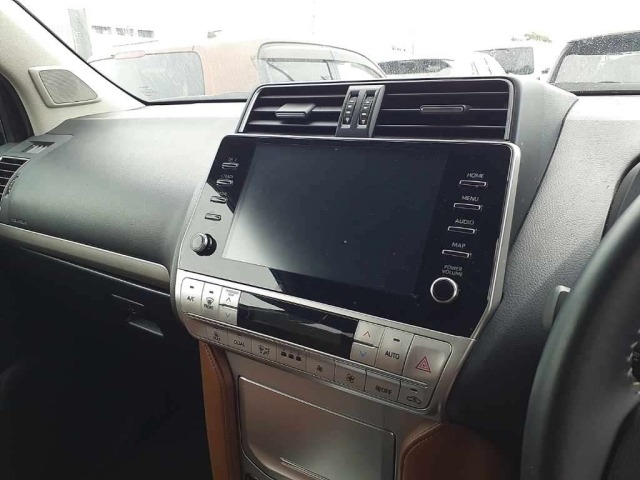 Toyota LAND CRUISER PRADO 2021 7308232-12