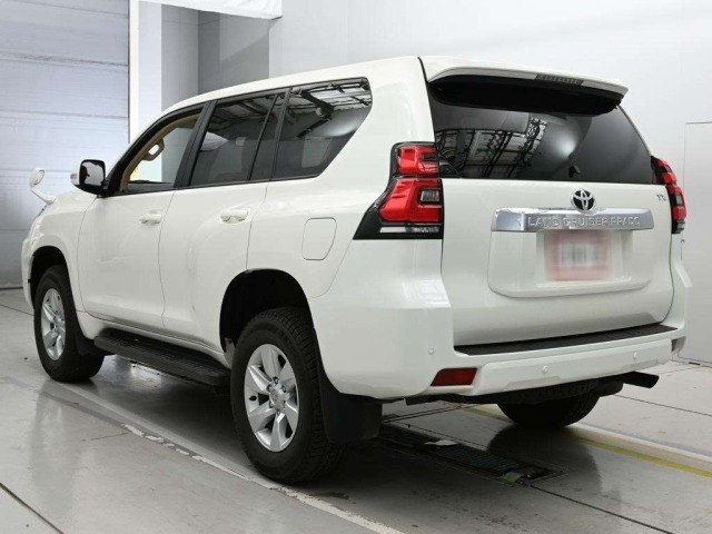 Toyota LAND CRUISER PRADO 2022 7308269-6