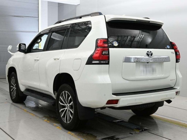 Toyota LAND CRUISER PRADO 2018 7308311-6