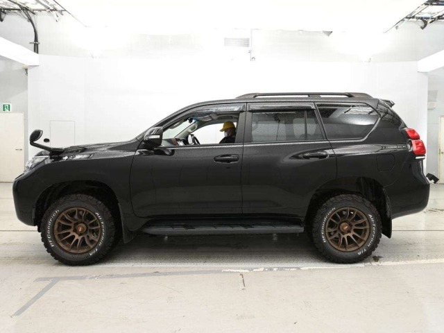 Toyota LAND CRUISER PRADO 2022 7308314-4