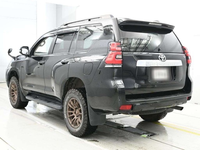 Toyota LAND CRUISER PRADO 2022 7308314-6