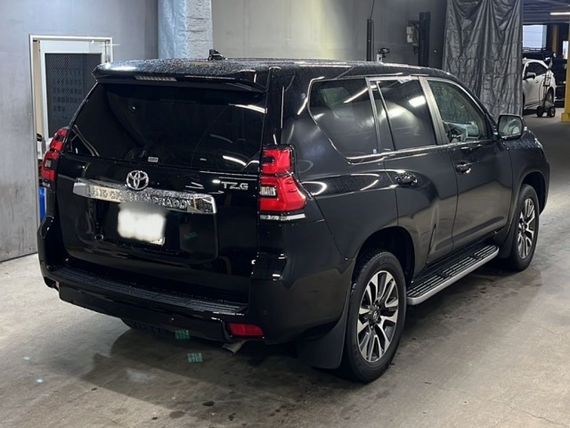 Toyota LAND CRUISER PRADO 2023 7308396-5