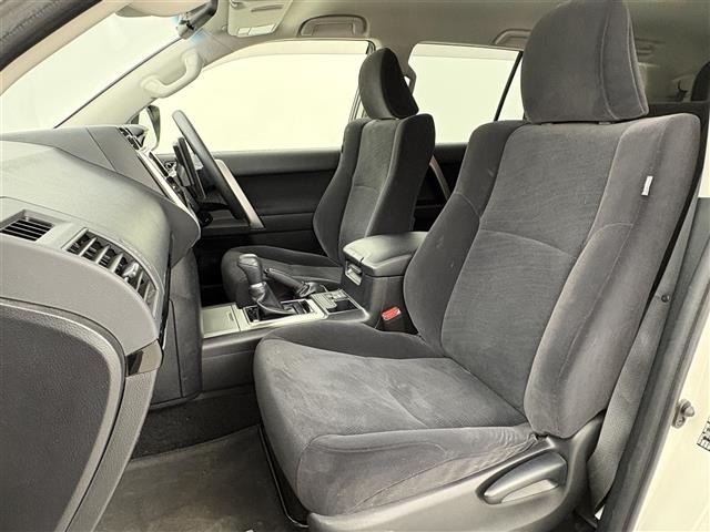 Toyota LAND CRUISER PRADO 2023 7310376-4