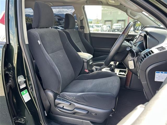 Toyota LAND CRUISER PRADO 2015 7310471-17