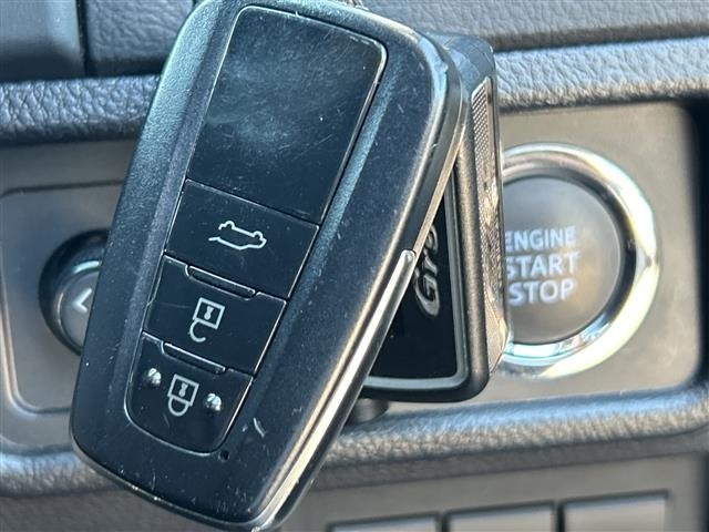 Toyota LAND CRUISER PRADO 2020 7310728-22