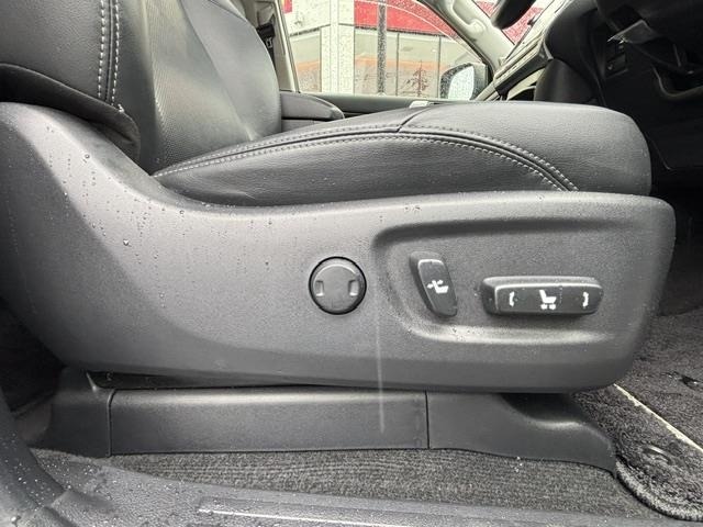 Toyota LAND CRUISER PRADO 2019 7310872-11