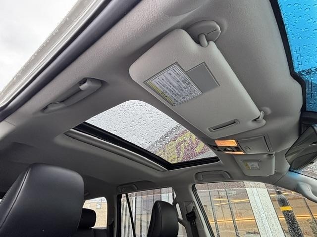Toyota LAND CRUISER PRADO 2019 7310872-17