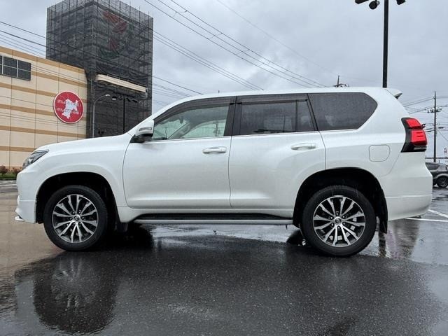 Toyota LAND CRUISER PRADO 2019 7310872-6