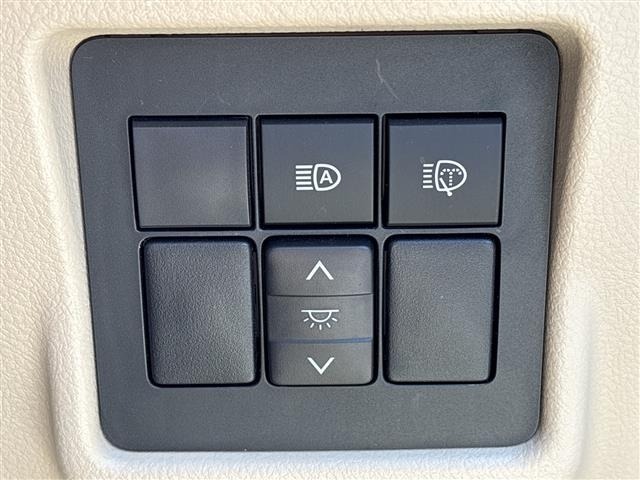 Toyota LAND CRUISER PRADO 2023 7311004-11