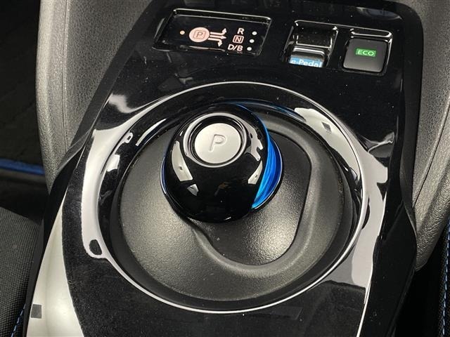 Nissan LEAF 2022 7314813-12