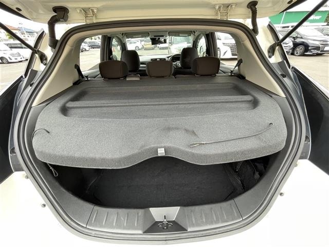 Nissan LEAF 2018 7314848-10