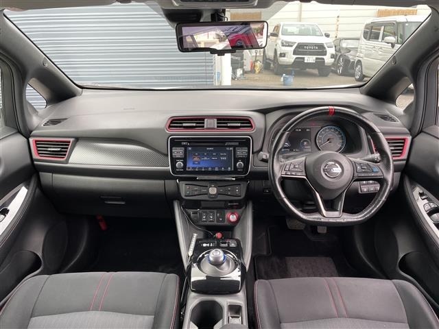 Nissan LEAF 2018 7314849-14