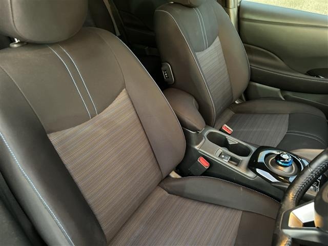Nissan LEAF 2017 7314851-5
