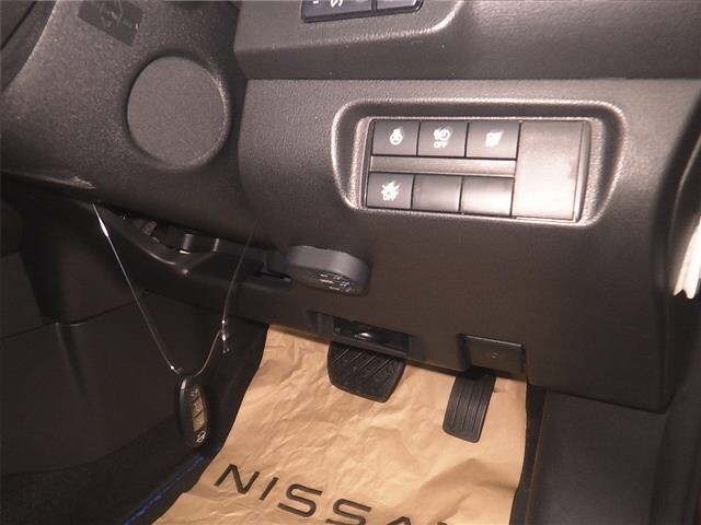 Nissan LEAF 2022 7314896-8