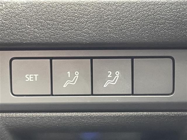 Mazda MAZDA3 2019 7305973-9