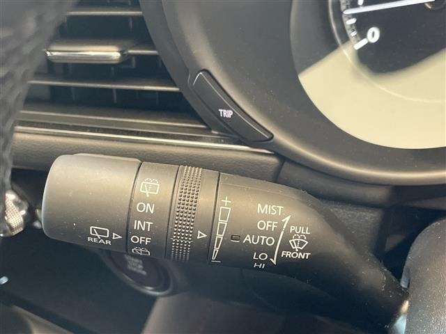 Mazda MAZDA3 2024 7305974-8