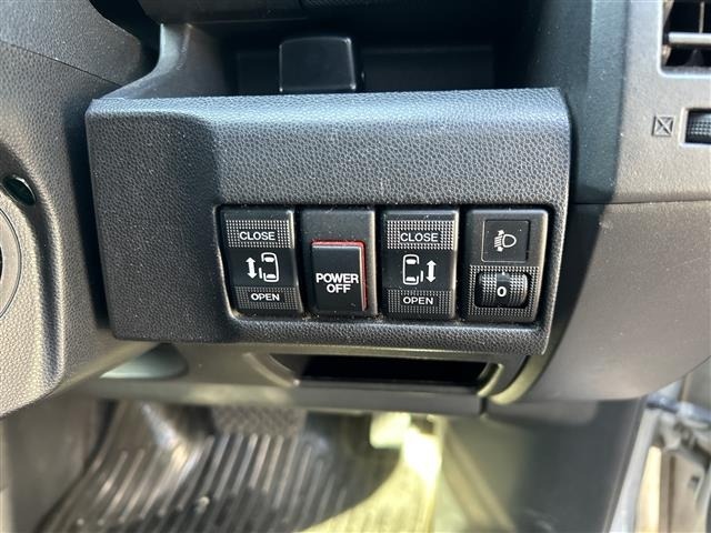 Mazda PREMACY 2009 7303250-3