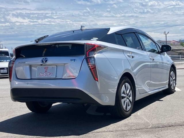Toyota PRIUS 2016 7312134-1