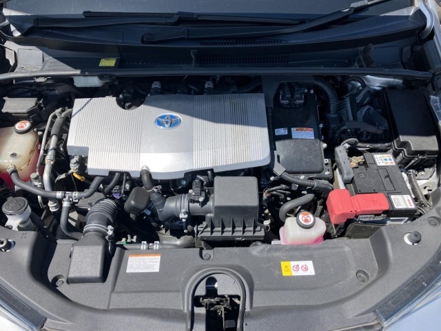 Toyota PRIUS 2016 7312134-13