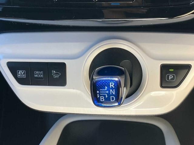 Toyota PRIUS 2016 7312134-18