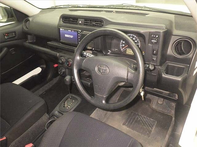 Toyota PROBOX VAN 2021 7300000-3