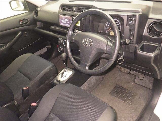Toyota PROBOX VAN 2015 7300010-3