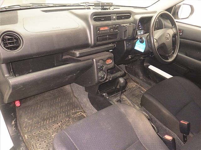 Toyota PROBOX VAN 2022 7300016-4