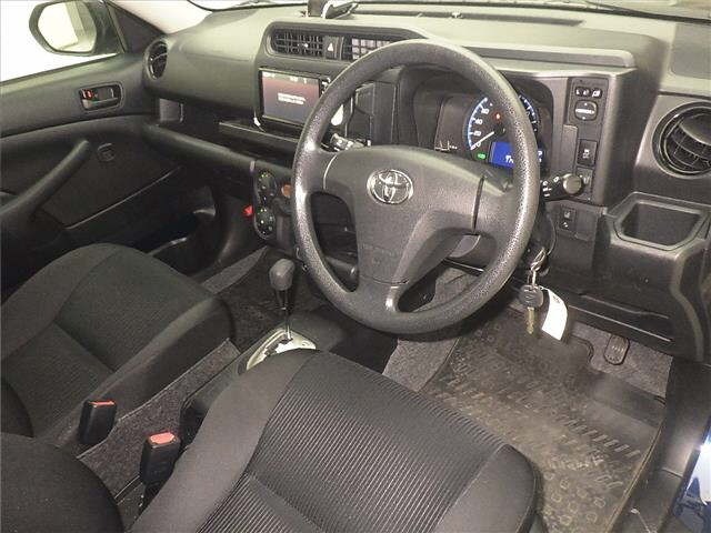 Toyota PROBOX VAN 2022 7300049-3