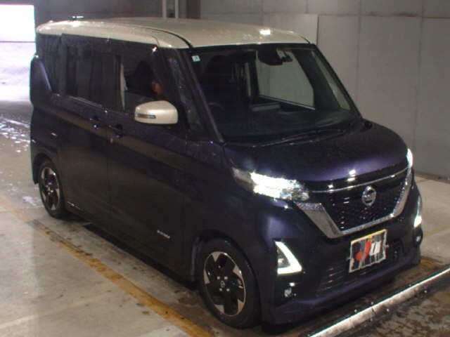 Nissan ROOX 2021 7300371-0