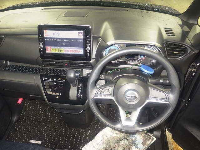 Nissan ROOX 2021 7300371-3