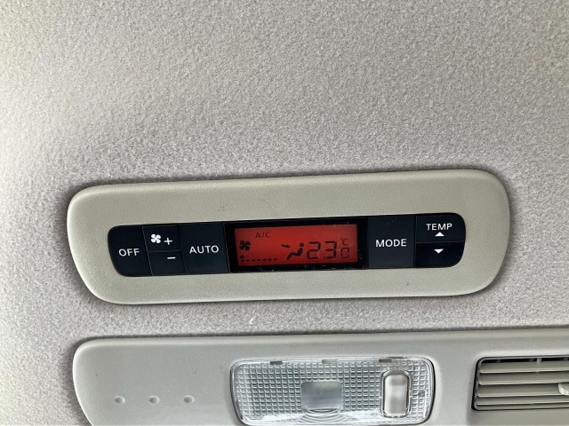 Nissan SERENA 2015 7314388-11
